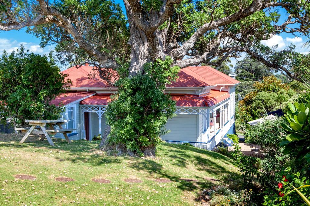 Ostend Crescent Villa - Stay Waiheke מראה חיצוני תמונה